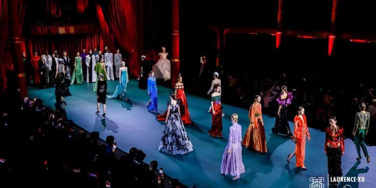 Espectáculo de París 2024: Renacimiento de la moda y la tradición china